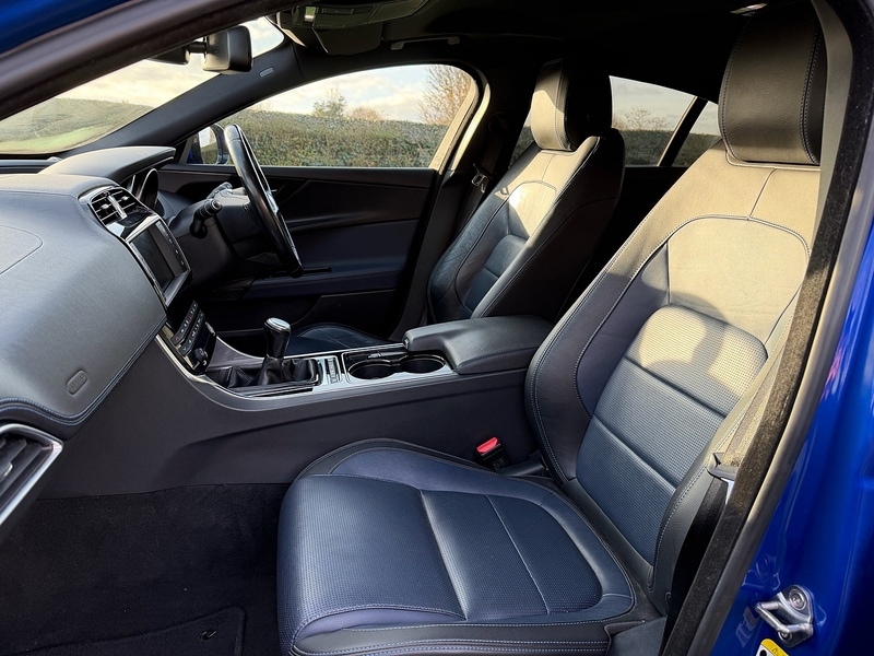 Used Jaguar XE 2017 for sale - 76941691: Photo 18