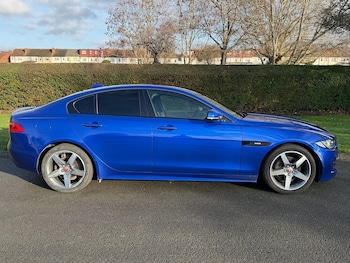 Used Jaguar XE 2017 for sale - 76941691: Photo