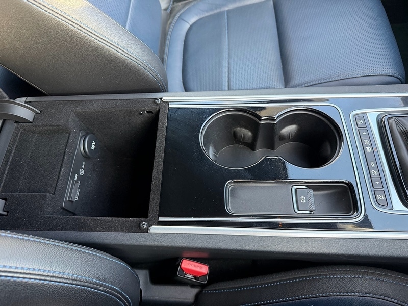 Used Jaguar XE 2017 for sale - 76941691: Photo 30