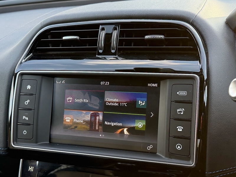 Used Jaguar XE 2017 for sale - 76941691: Photo 35