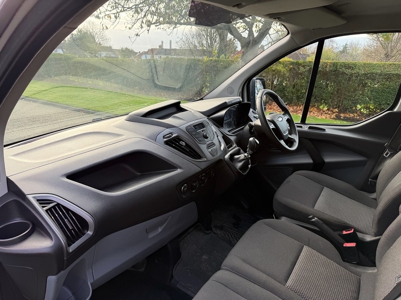 Used Ford Transit Custom 2017 for sale - 76637196: Photo 17