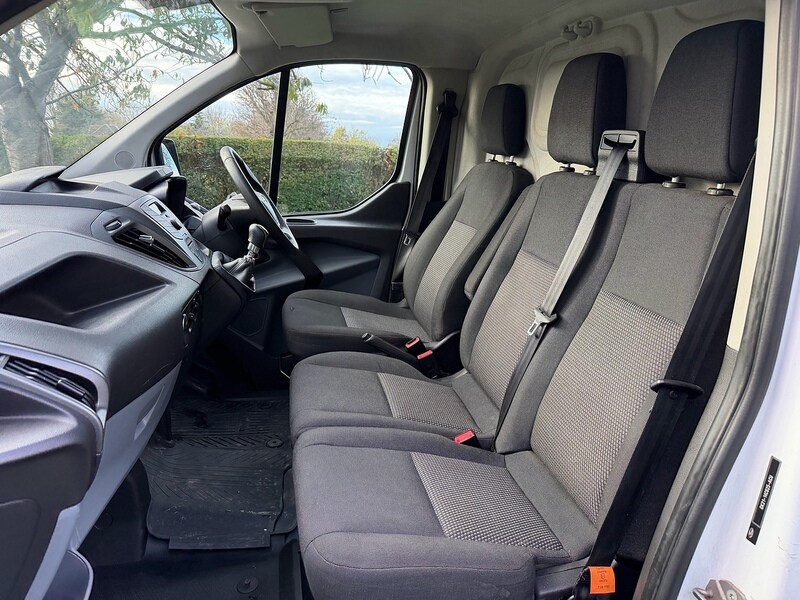 Used Ford Transit Custom 2017 for sale - 76637196: Photo 18
