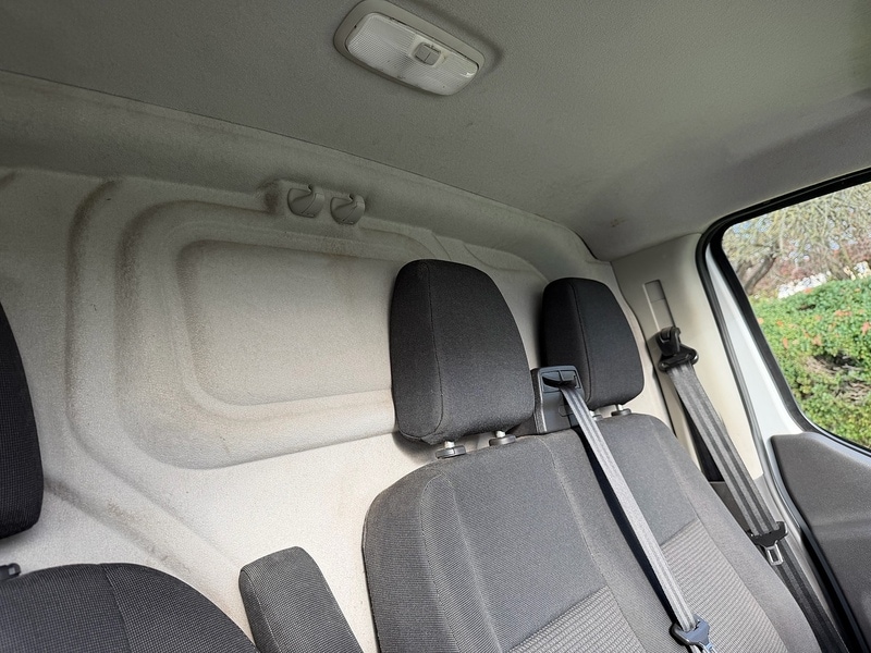 Used Ford Transit Custom 2017 for sale - 76637196: Photo 32