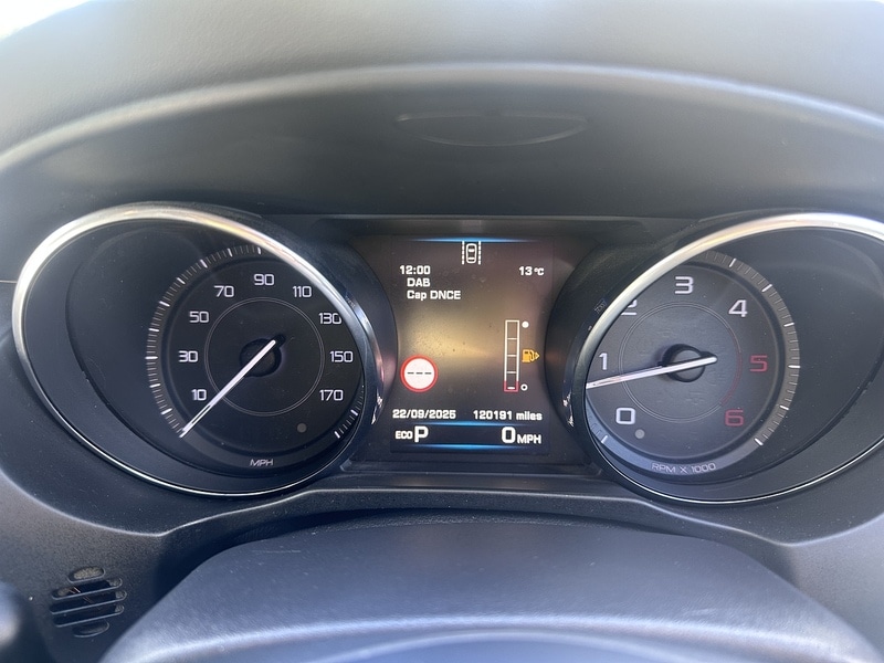 Used Jaguar XE 2016 for sale - 76034729: Photo 14