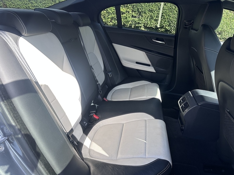 Used Jaguar XE 2016 for sale - 76034729: Photo 21