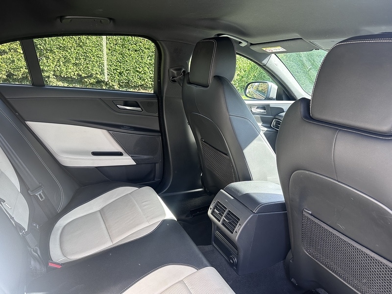 Used Jaguar XE 2016 for sale - 76034729: Photo 22
