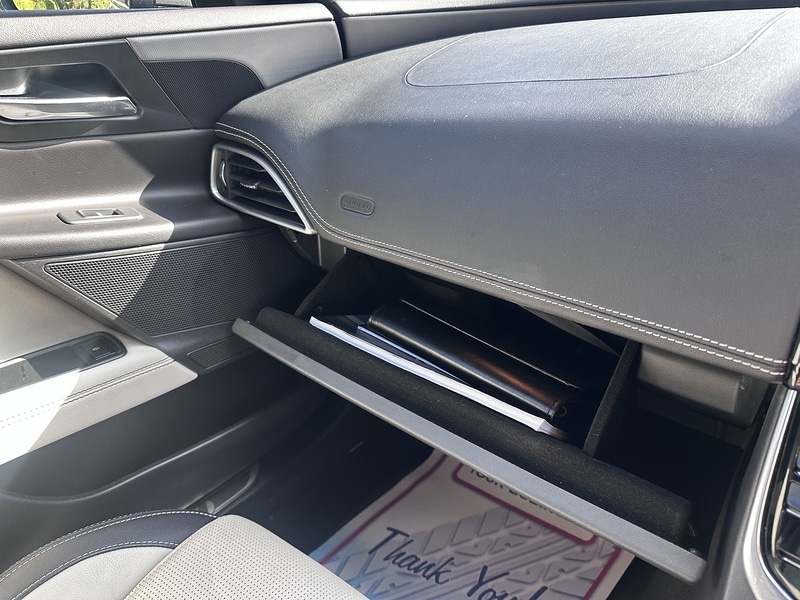 Used Jaguar XE 2016 for sale - 76034729: Photo 36