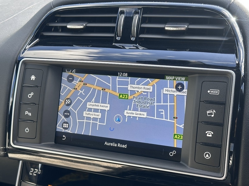 Used Jaguar XE 2016 for sale - 76034729: Photo 43