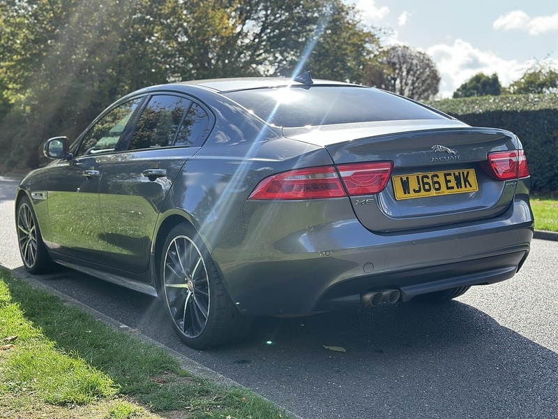 Used Jaguar XE 2016 for sale - 76034729: Photo 8
