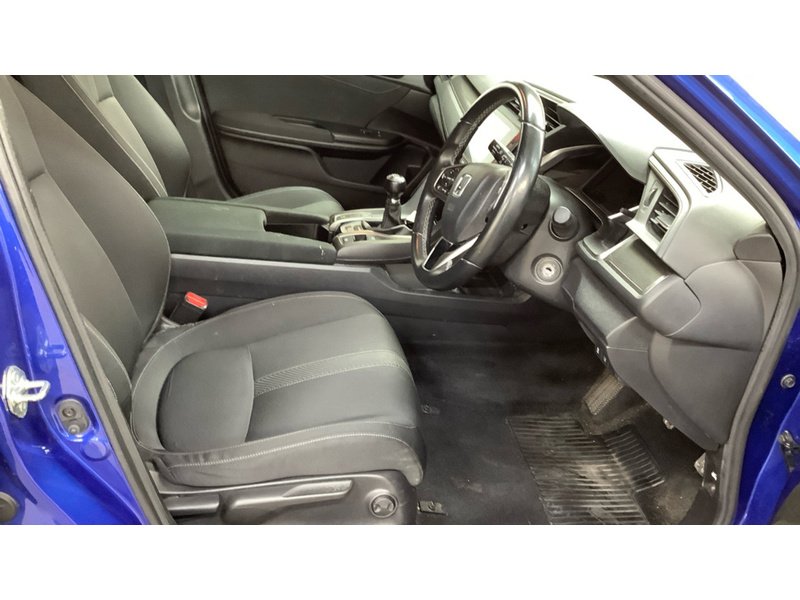 Used Honda Civic 2018 for sale - 78207380: Photo 7