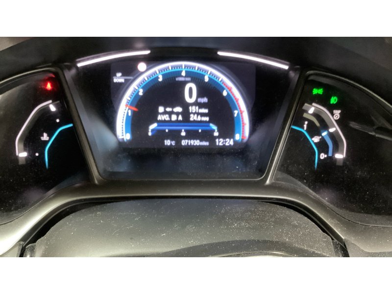 Used Honda Civic 2018 for sale - 78207380: Photo 9