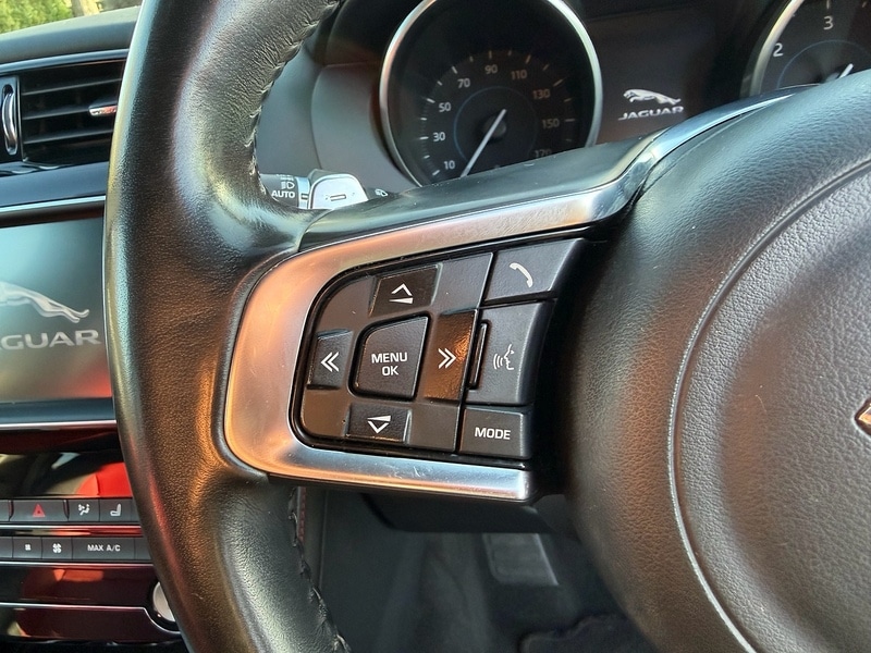 Used Jaguar F-Pace 2017 for sale - 77018949: Photo 36