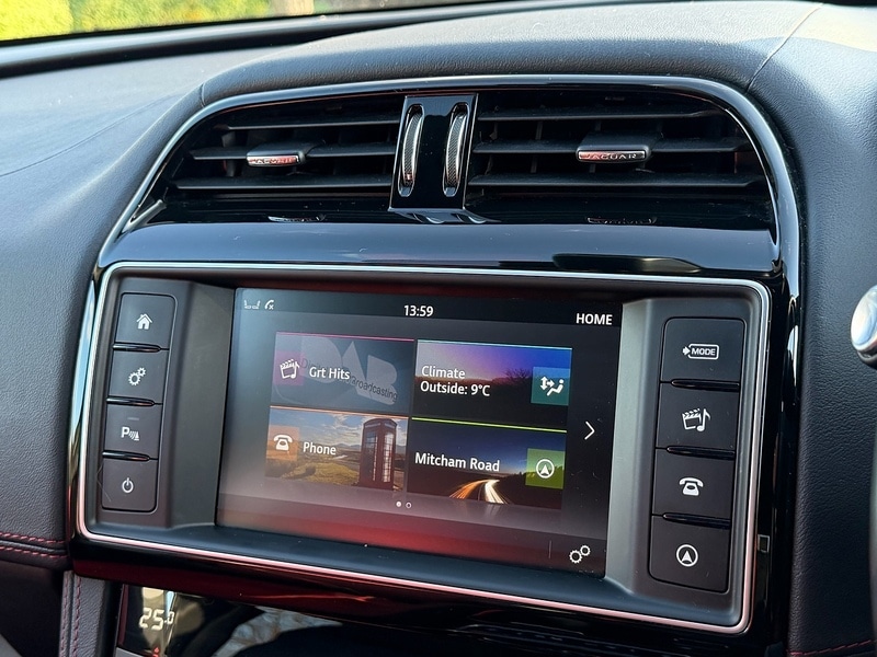 Used Jaguar F-Pace 2017 for sale - 77018949: Photo 43