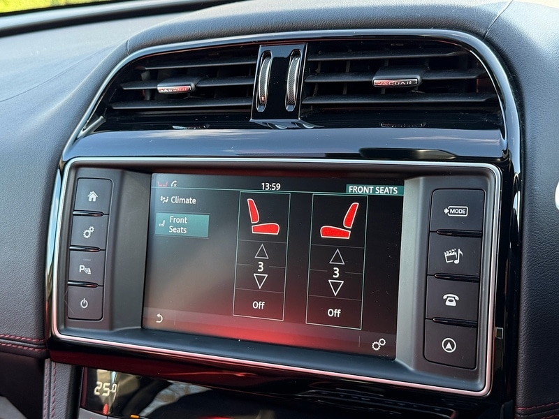 Used Jaguar F-Pace 2017 for sale - 77018949: Photo 44