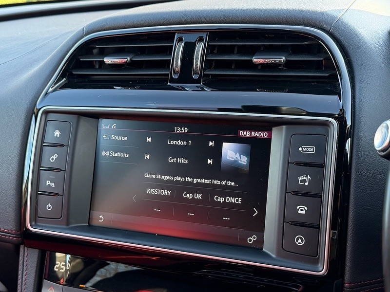 Used Jaguar F-Pace 2017 for sale - 77018949: Photo 45