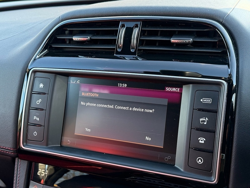 Used Jaguar F-Pace 2017 for sale - 77018949: Photo 47