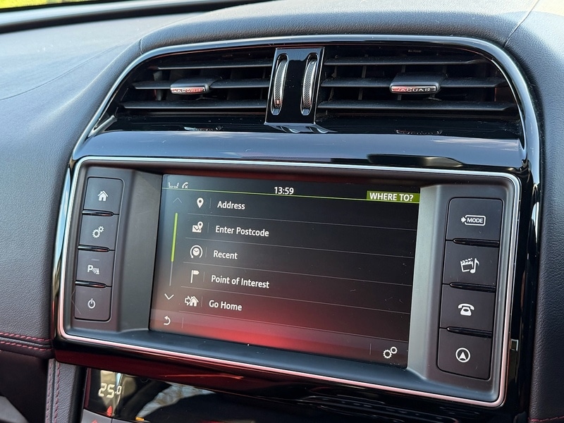 Used Jaguar F-Pace 2017 for sale - 77018949: Photo 49