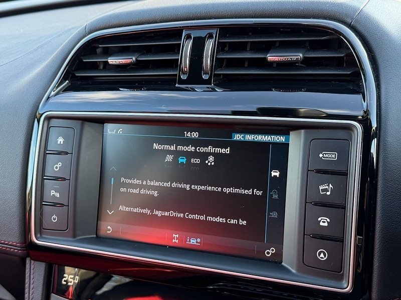 Used Jaguar F-Pace 2017 for sale - 77018949: Photo 56