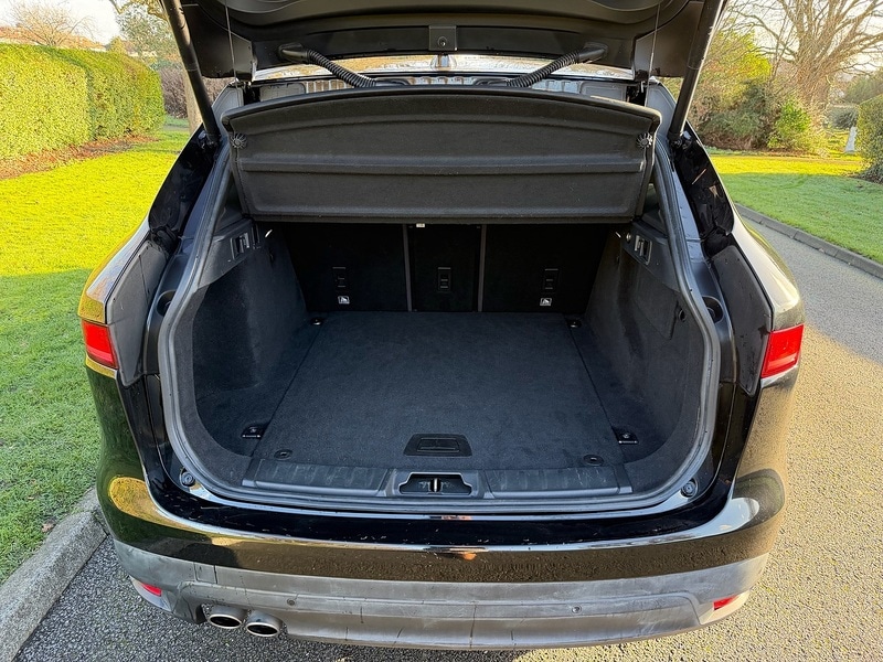 Used Jaguar F-Pace 2017 for sale - 77018949: Photo 6