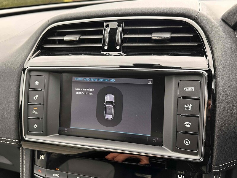 Used Jaguar F-Pace 2016 for sale - 77452602: Photo 42