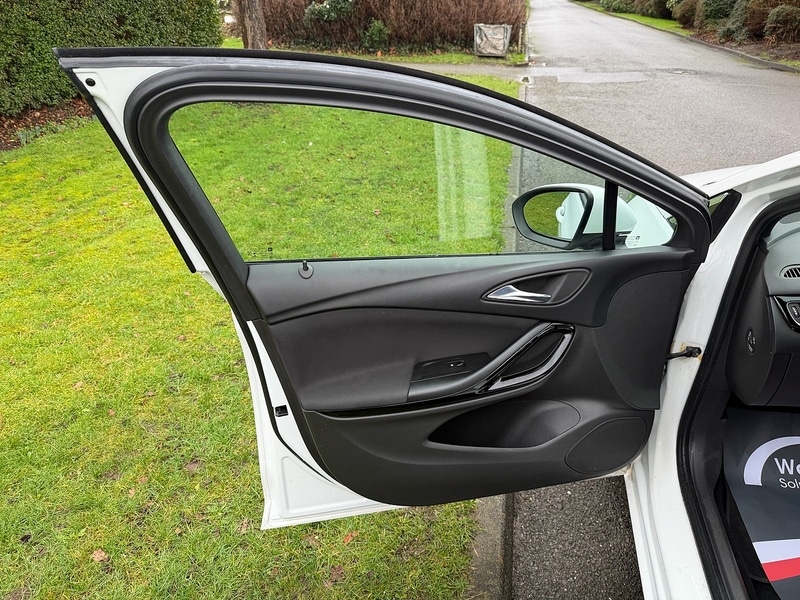 Used Vauxhall Astra 2017 for sale - 77351173: Photo 29