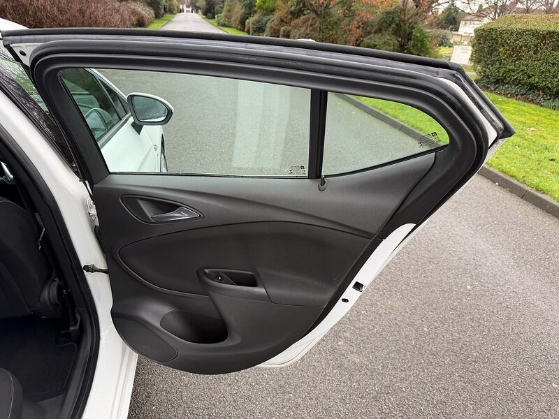 Used Vauxhall Astra 2017 for sale - 77351173: Photo 31