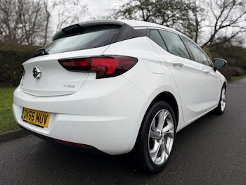 Used Vauxhall Astra 2017 for sale - 77351173: Photo