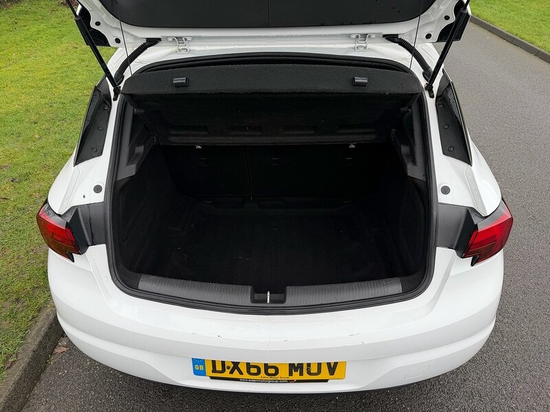 Used Vauxhall Astra 2017 for sale - 77351173: Photo 6