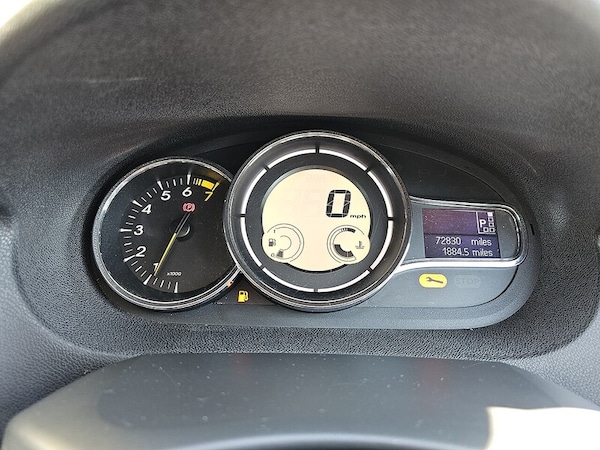 Used Renault Megane 2011 for sale - 76009400: Photo 10