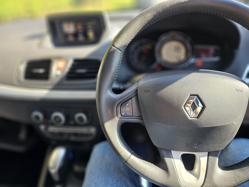 Used Renault Megane 2011 for sale - 76009400: Photo 11