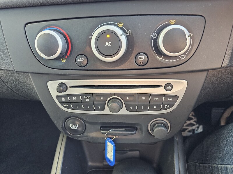 Used Renault Megane 2011 for sale - 76009400: Photo 17