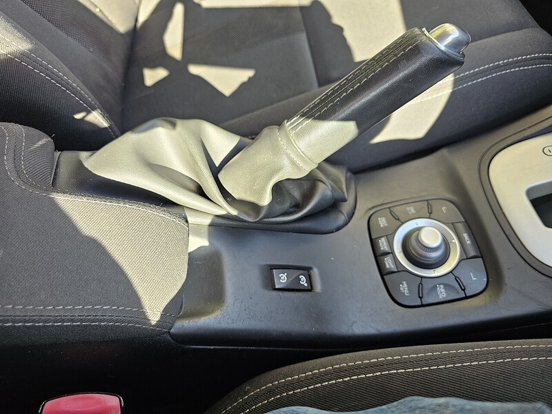 Used Renault Megane 2011 for sale - 76009400: Photo 18