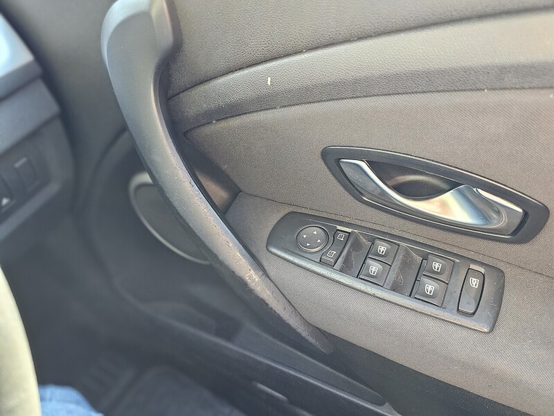 Used Renault Megane 2011 for sale - 76009400: Photo 21