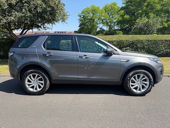 Used Land Rover Discovery Sport 2019 for sale - 78731591: Photo