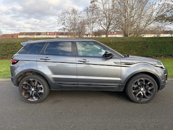 Used Land Rover Range Rover Evoque 2016 for sale - 76941681: Photo