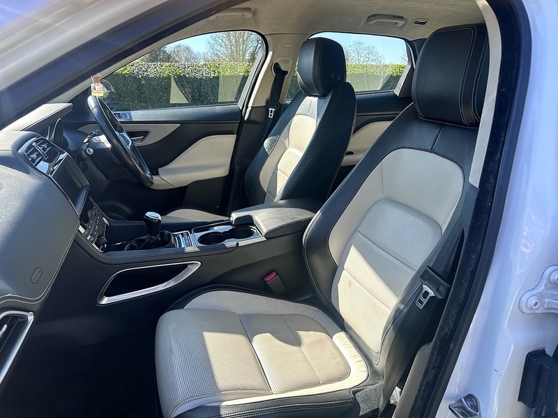 Used Jaguar F-Pace 2019 for sale - 77932635: Photo 18