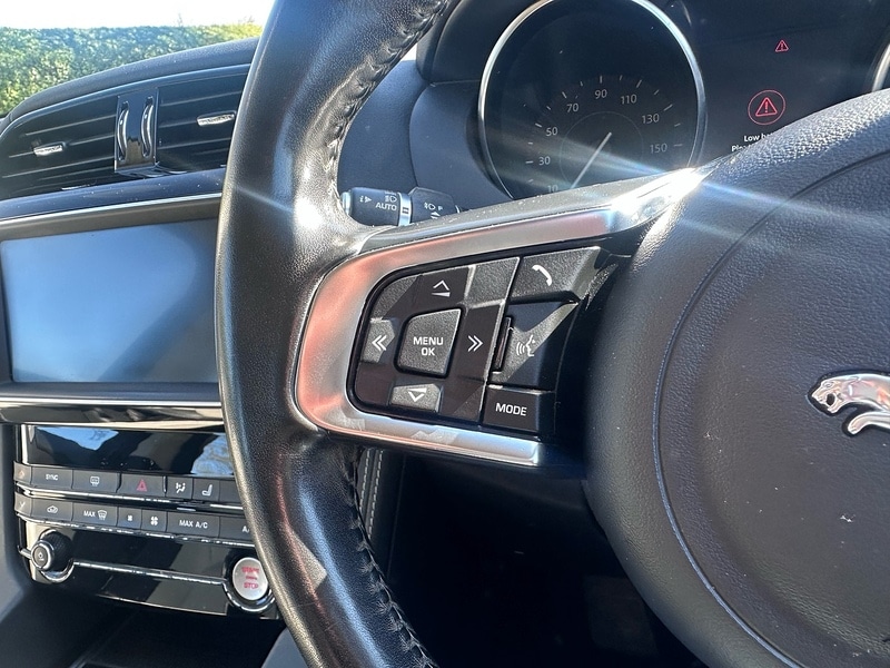 Used Jaguar F-Pace 2019 for sale - 77932635: Photo 31