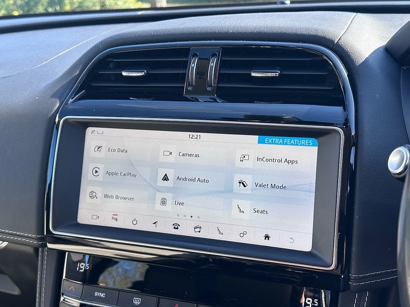 Used Jaguar F-Pace 2019 for sale - 77932635: Photo 40