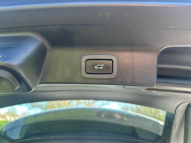 Used Jaguar F-Pace 2019 for sale - 77932635: Photo 50