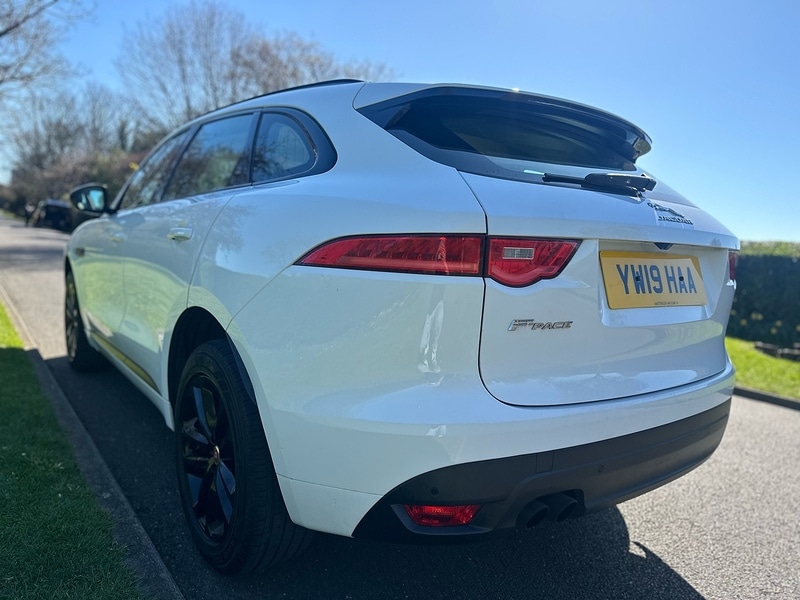 Used Jaguar F-Pace 2019 for sale - 77932635: Photo 8
