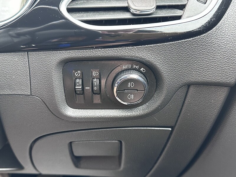 Used Vauxhall Astra 2016 for sale - 76141953: Photo 23