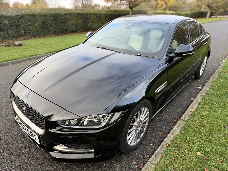 Used Jaguar XE 2016 for sale - 76520840: Photo 10