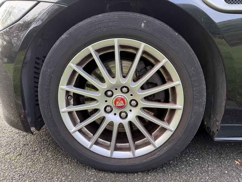 Used Jaguar XE 2016 for sale - 76520840: Photo 29