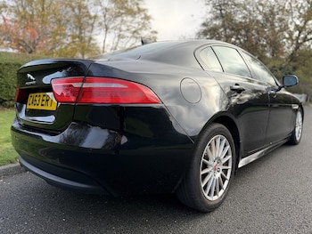 Used Jaguar XE 2016 for sale - 76520840: Photo