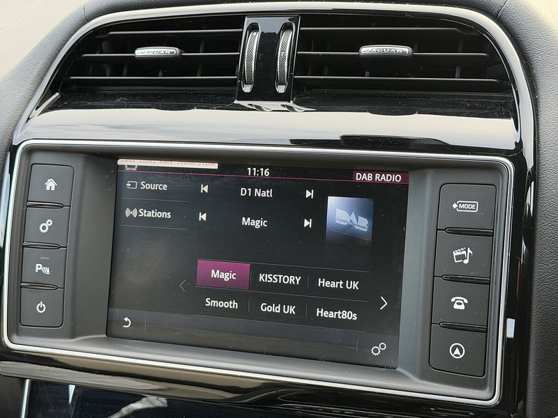 Used Jaguar XE 2016 for sale - 76520840: Photo 50