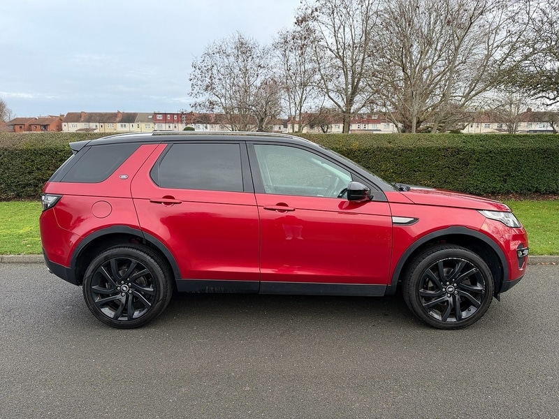 Used Land Rover Discovery Sport 2015 for sale - 77342327: Photo 2