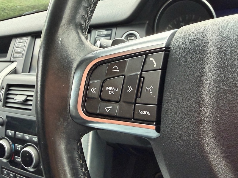 Used Land Rover Discovery Sport 2015 for sale - 77342327: Photo 25