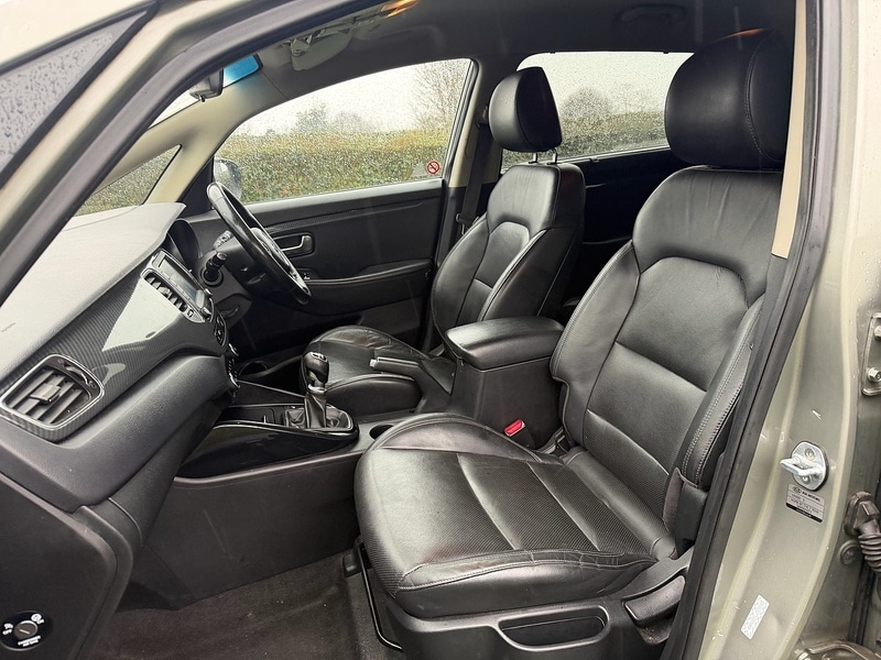Used Kia Carens 2018 for sale - 77399917: Photo 18