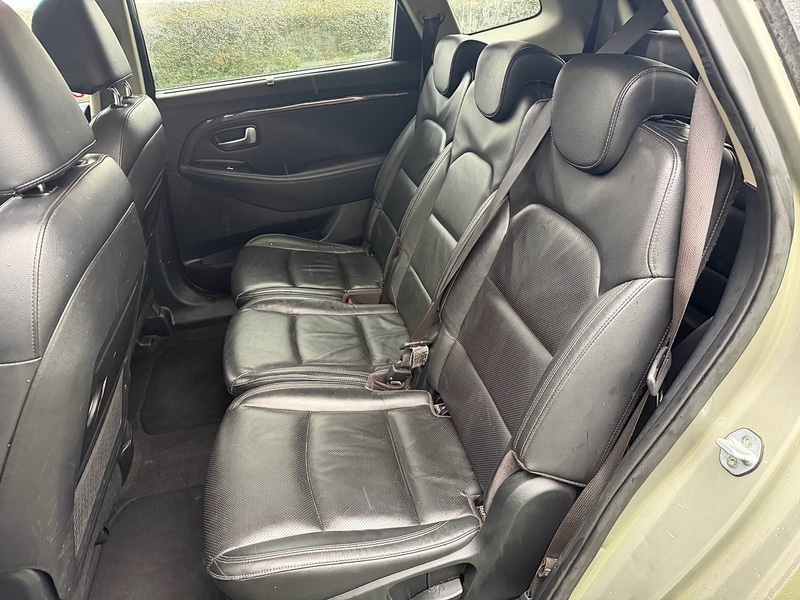 Used Kia Carens 2018 for sale - 77399917: Photo 19