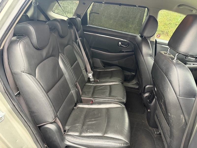 Used Kia Carens 2018 for sale - 77399917: Photo 22